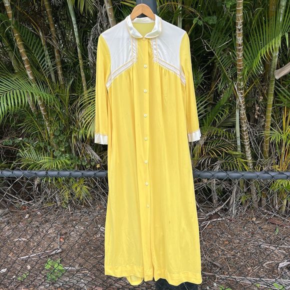 Vintage Gossard Artemis Nightgown Robe Women's Yellow Nylon USA Made Maxi Large - Picture 1 of 16